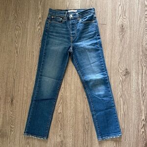 Levi’s Wedgie Straight Jeans Size 27